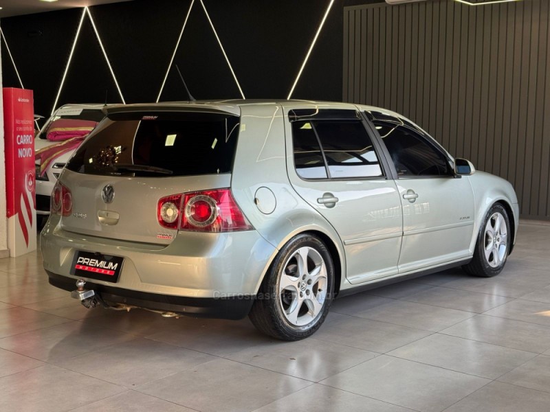 GOLF 1.6 MI SPORTLINE 8V FLEX 4P MANUAL - 2008 - DOIS IRMãOS