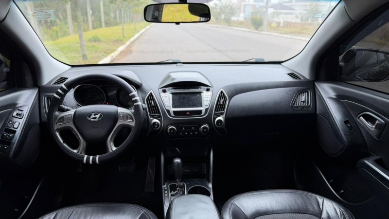 IX35 2.0 MPFI GLS 4X2 16V GASOLINA 4P AUTOMÁTICO - 2015 - FARROUPILHA