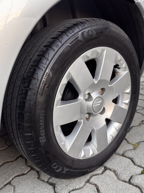 C3 1.4 I GLX 8V FLEX 4P MANUAL - 2010 - CAXIAS DO SUL