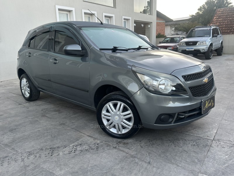 AGILE 1.4 MPFI LTZ 8V FLEX 4P MANUAL - 2013 - CANELA