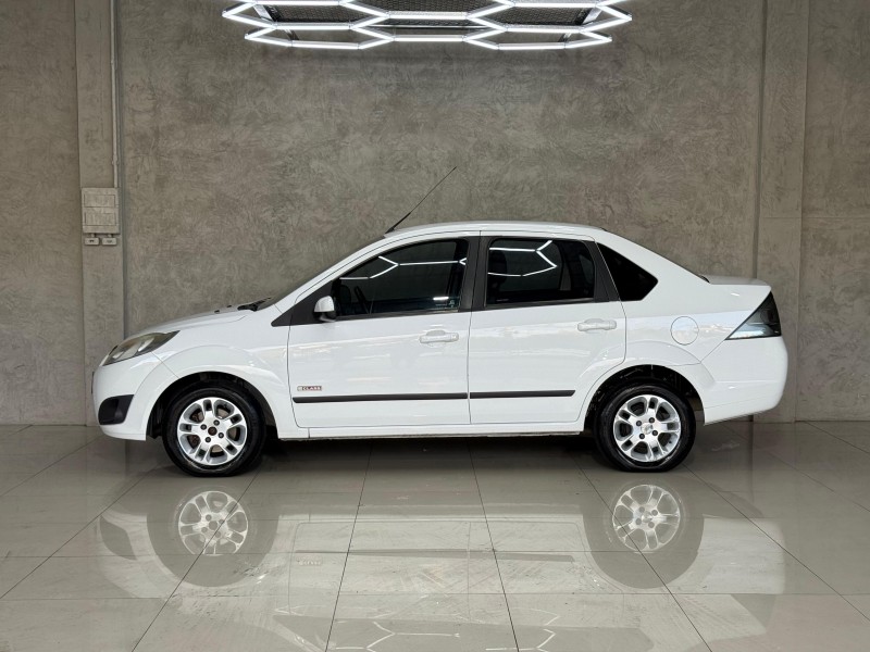 FIESTA 1.5 SE HATCH 16V FLEX 4P MANUAL - 2013 - CAXIAS DO SUL