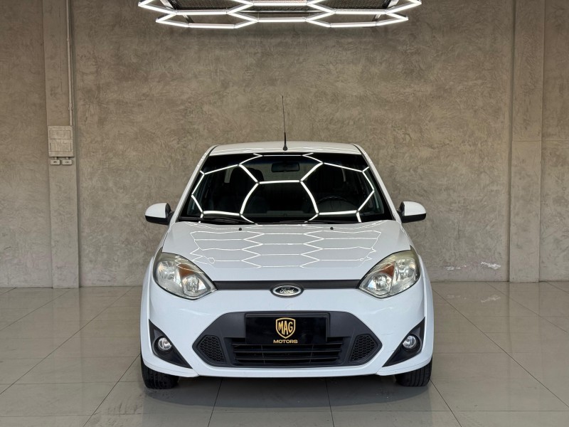 FIESTA 1.5 SE HATCH 16V FLEX 4P MANUAL - 2013 - CAXIAS DO SUL