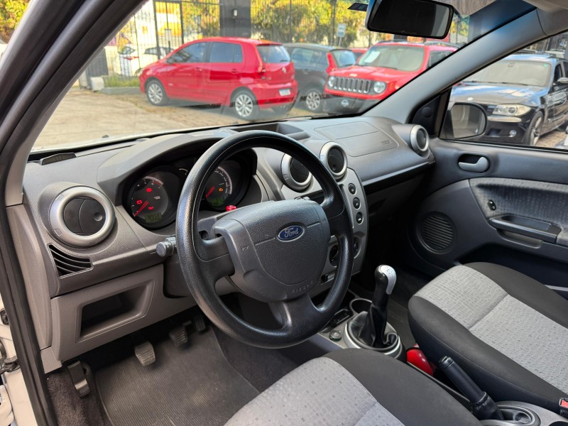 FIESTA 1.5 SE HATCH 16V FLEX 4P MANUAL - 2013 - CAXIAS DO SUL
