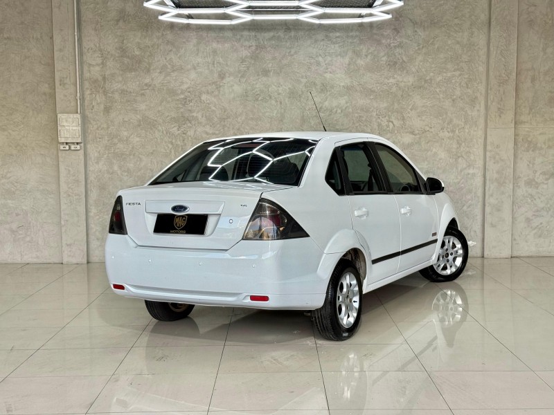 FIESTA 1.5 SE HATCH 16V FLEX 4P MANUAL - 2013 - CAXIAS DO SUL