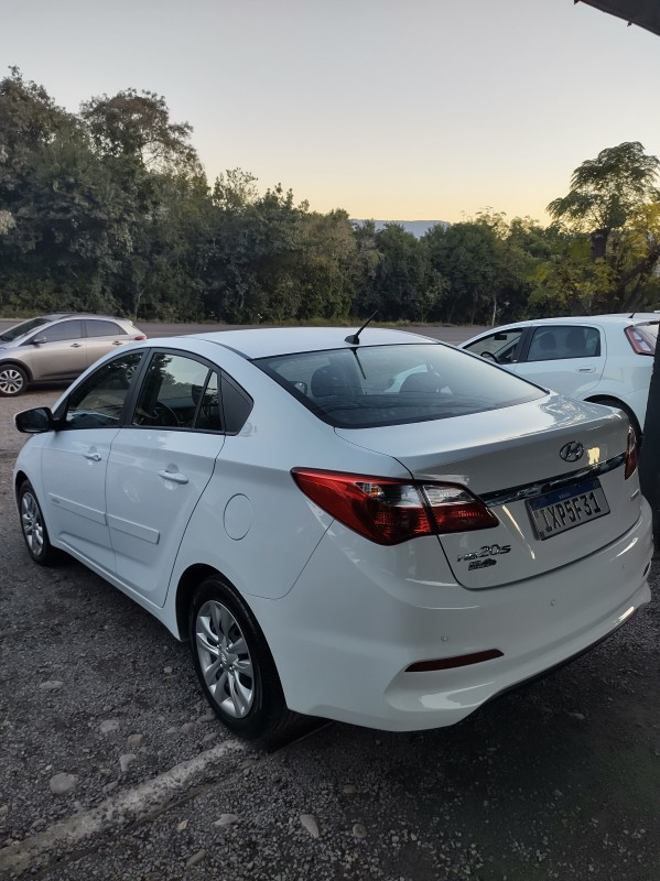 HB20S 1.6 COMFORT STYLE 16V FLEX 4P AUTOMÁTICO - 2017 - VALE REAL