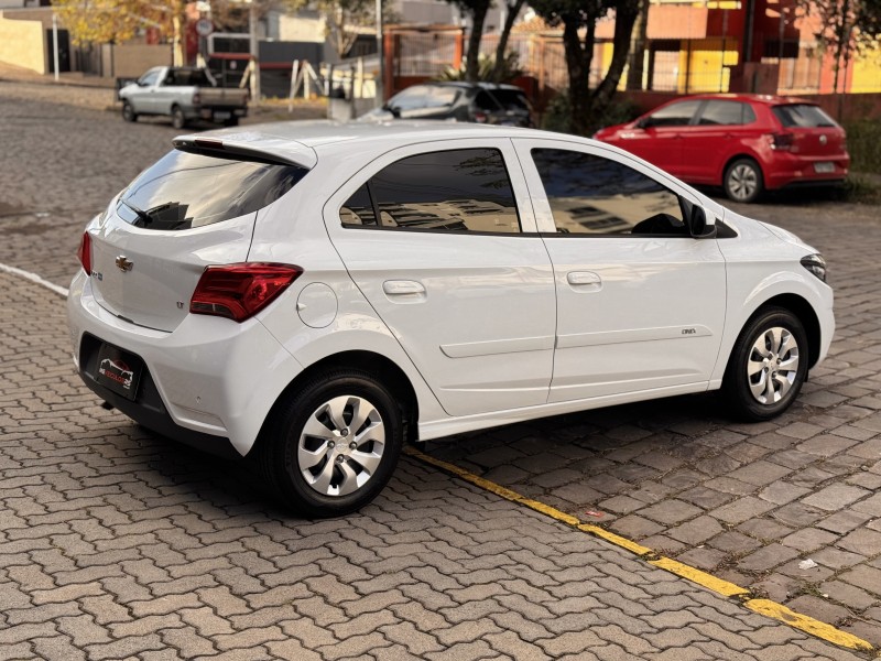 ONIX 1.0 MPFI LT 8V FLEX 4P MANUAL - 2018 - CAXIAS DO SUL