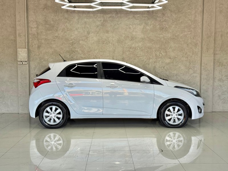 HB20 1.0 COMFORT 16V FLEX 4P MANUAL - 2015 - CAXIAS DO SUL