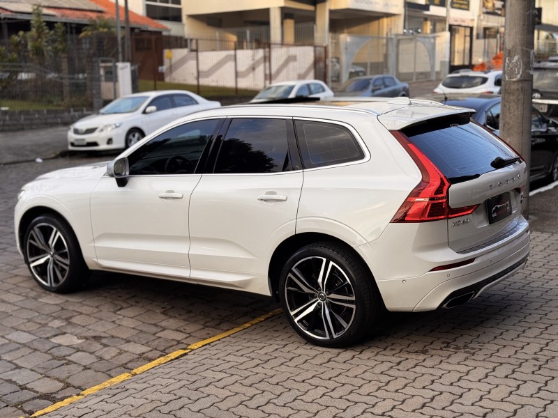XC60 2.0 T5 R DESIGN TURBO GASOLINA 4P AUTOMÁTICO - 2018 - CAXIAS DO SUL