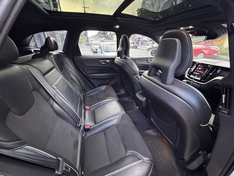 XC60 2.0 T5 R DESIGN TURBO GASOLINA 4P AUTOMÁTICO - 2018 - CAXIAS DO SUL