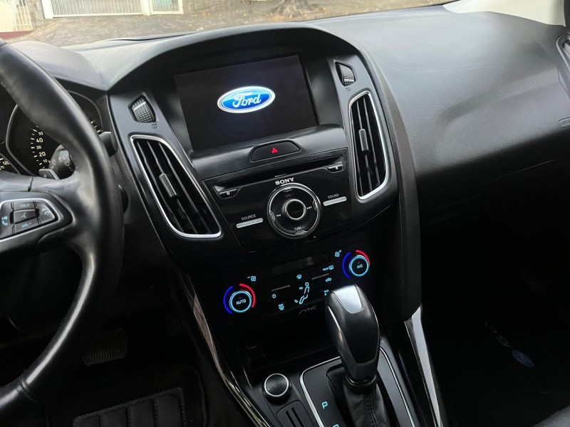 FOCUS 2.0 TITANIUM 16V FLEX 4P AUTOMÁTICO - 2018 - CAXIAS DO SUL