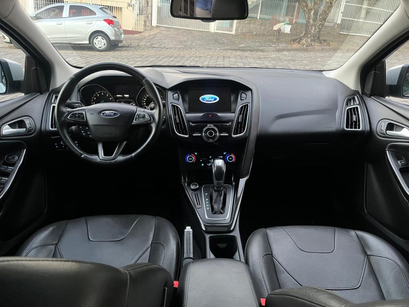 FOCUS 2.0 TITANIUM 16V FLEX 4P AUTOMÁTICO - 2018 - CAXIAS DO SUL