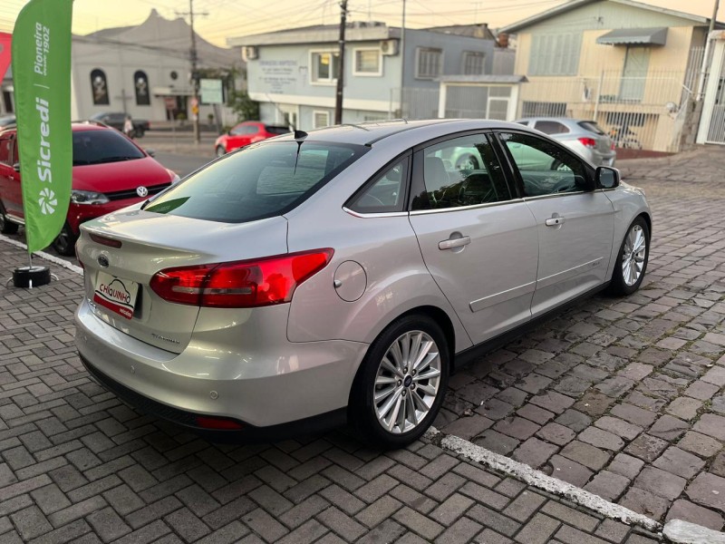 FOCUS 2.0 TITANIUM 16V FLEX 4P AUTOMÁTICO - 2018 - CAXIAS DO SUL