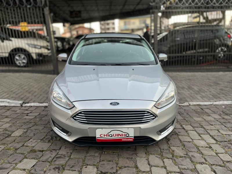 FOCUS 2.0 TITANIUM 16V FLEX 4P AUTOMÁTICO - 2018 - CAXIAS DO SUL