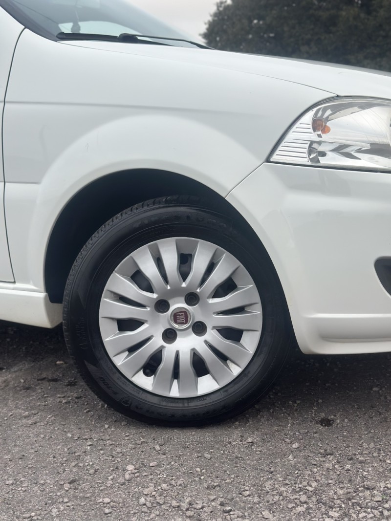 SIENA 1.0 MPI EL CELEBRATION 8V FLEX 4P MANUAL - 2015 - CAXIAS DO SUL