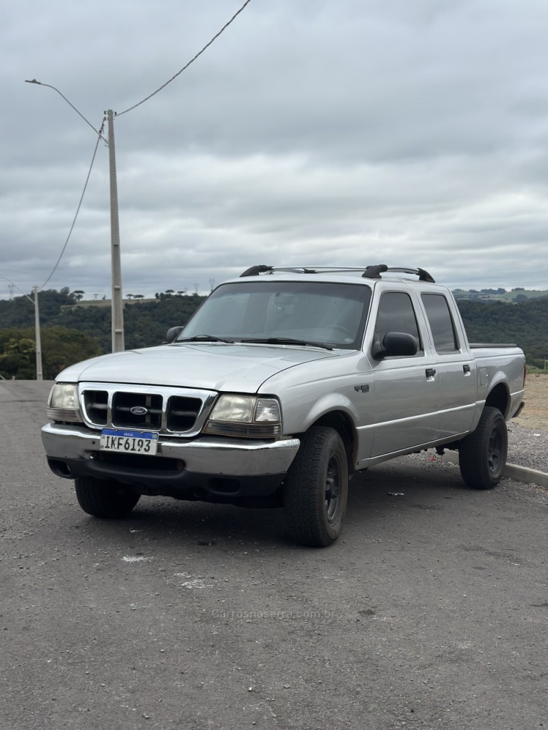 RANGER 2.3 XLT 4X2 CS 16V GASOLINA 2P MANUAL - 2001 - CAXIAS DO SUL