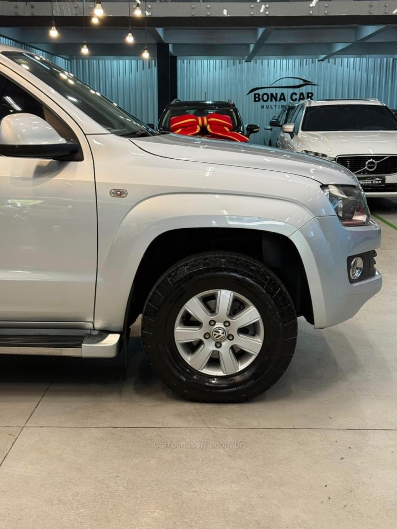 AMAROK 2.0 4X4 CD 16V TURBO INTERCOOLER DIESEL 4P MANUAL - 2011 - CAXIAS DO SUL