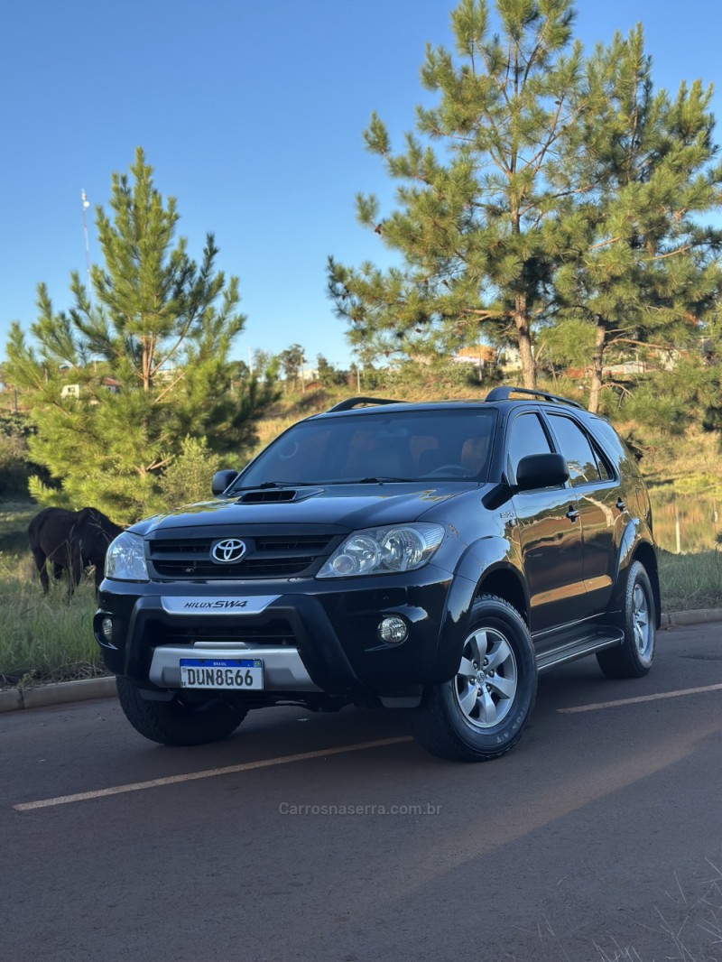 HILUX SW4 3.0 SRV 4X4 16V TURBO INTERCOOLER DIESEL 4P AUTOMÁTICO - 2007 - CAXIAS DO SUL