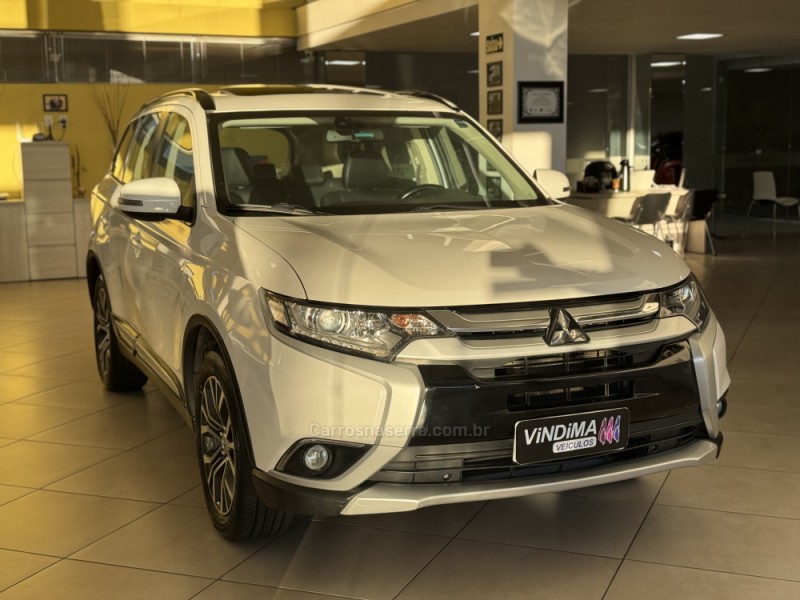 outlander 2.0 16v gasolina 4p automatico 2016 flores da cunha