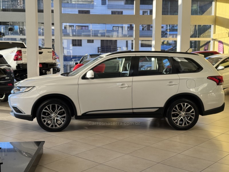 OUTLANDER 2.0 16V GASOLINA 4P AUTOMÁTICO - 2016 - FLORES DA CUNHA