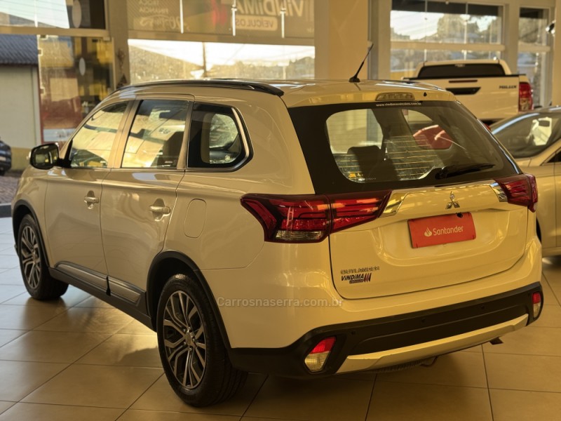 OUTLANDER 2.0 16V GASOLINA 4P AUTOMÁTICO - 2016 - FLORES DA CUNHA
