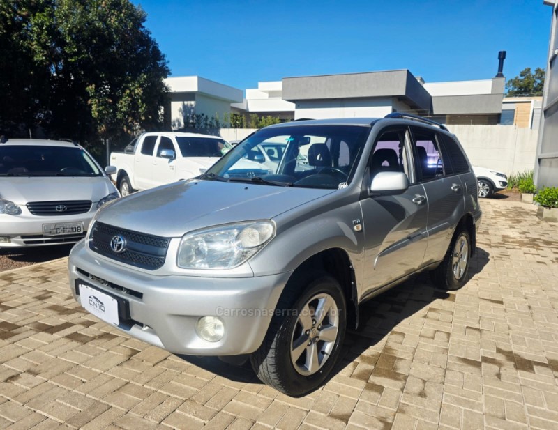 RAV4 2.0 4X4 16V GASOLINA 4P AUTOMÁTICO - 2005 - LAJEADO