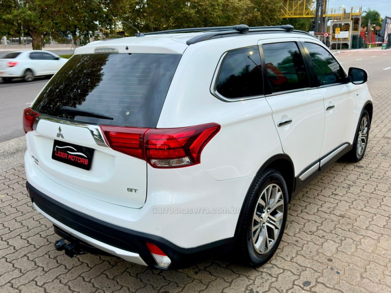 OUTLANDER 3.0 GT 4X4 V6 24V GASOLINA 4P AUTOMÁTICO - 2016 - ESTâNCIA VELHA