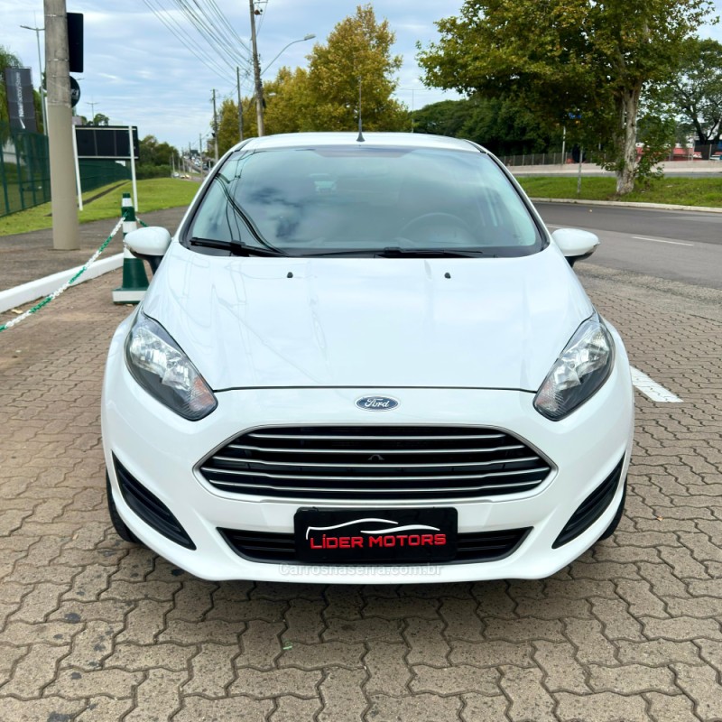 FIESTA 1.6 SE HATCH 16V FLEX 4P MANUAL - 2017 - ESTâNCIA VELHA