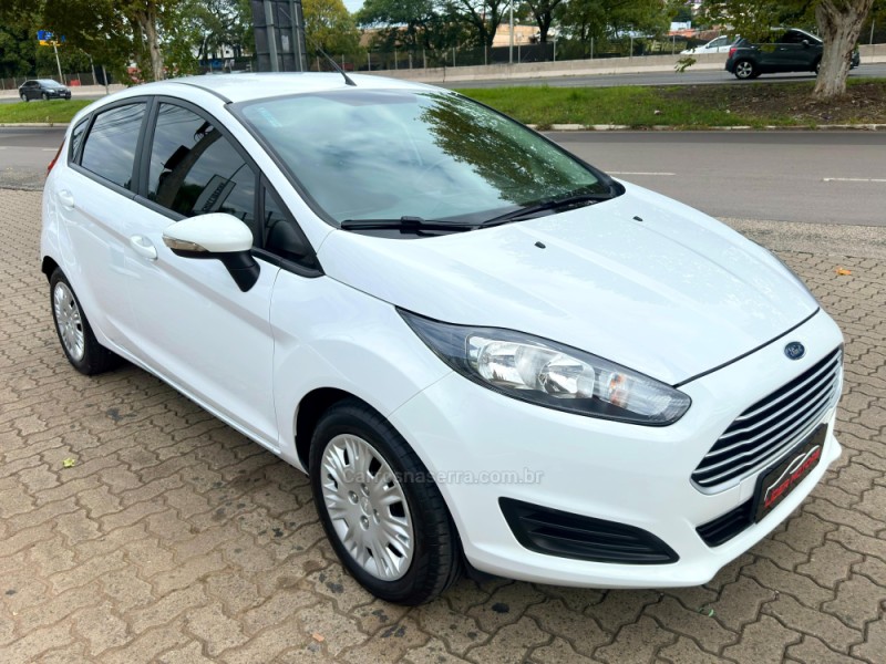 FIESTA 1.6 SE HATCH 16V FLEX 4P MANUAL - 2017 - ESTâNCIA VELHA