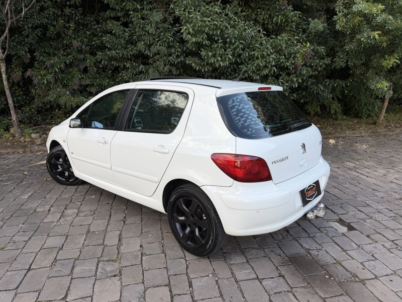 307 1.6 PRESENCE PACK 16V GASOLINA 4P MANUAL - 2011 - CAXIAS DO SUL