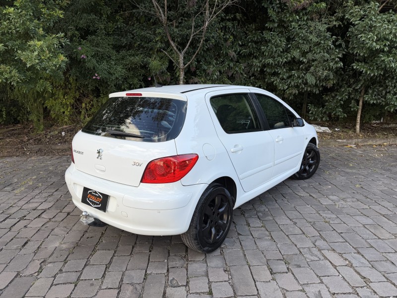 307 1.6 PRESENCE PACK 16V GASOLINA 4P MANUAL - 2011 - CAXIAS DO SUL