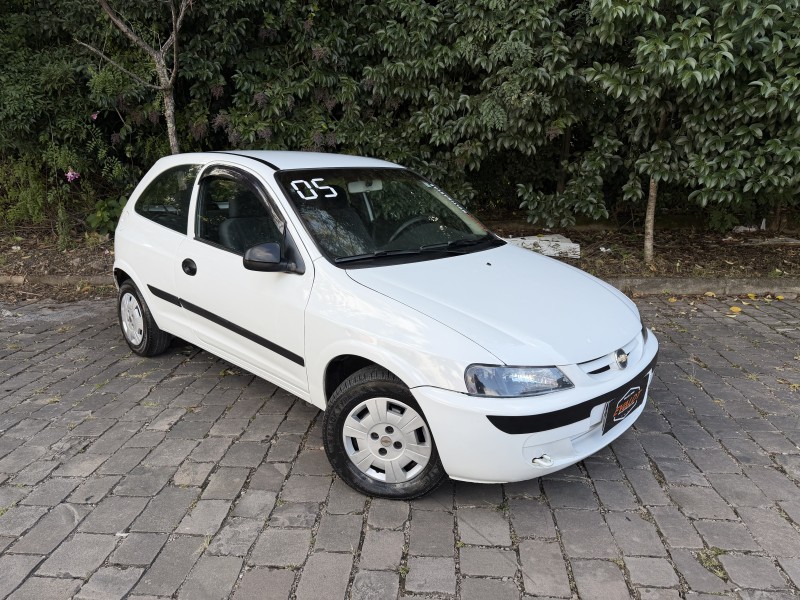 CELTA 1.0 MPFI LIFE 8V GASOLINA 2P MANUAL - 2005 - CAXIAS DO SUL