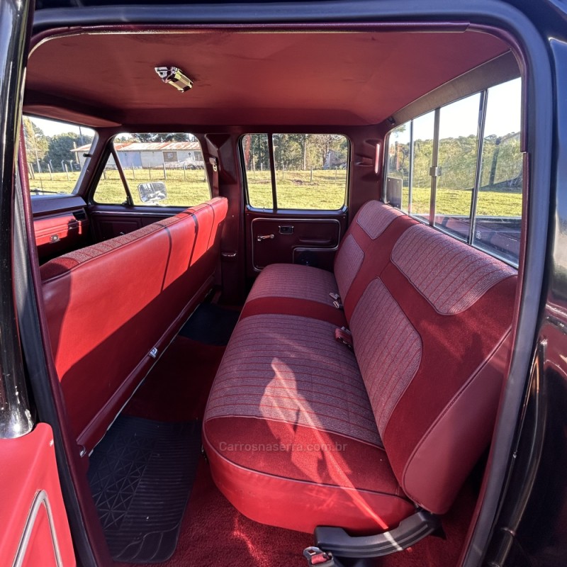 F-350 7.3 V-8 - 1985 - VACARIA