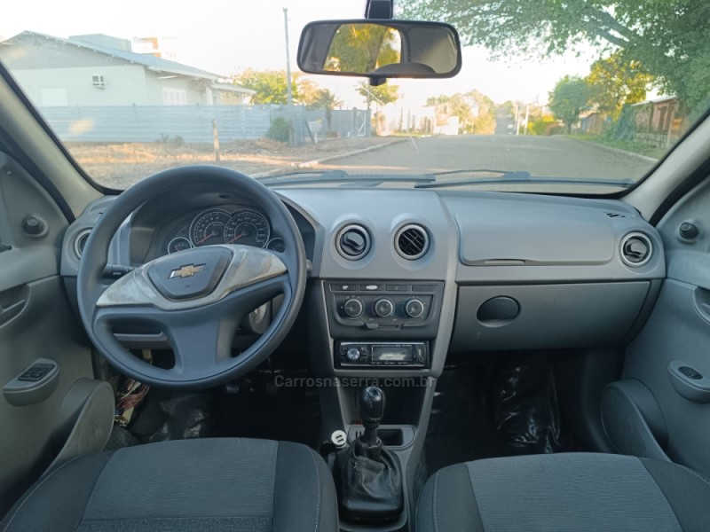 PRISMA 1.4 MPFI MAXX 8V FLEX 4P MANUAL - 2012 - IVOTI