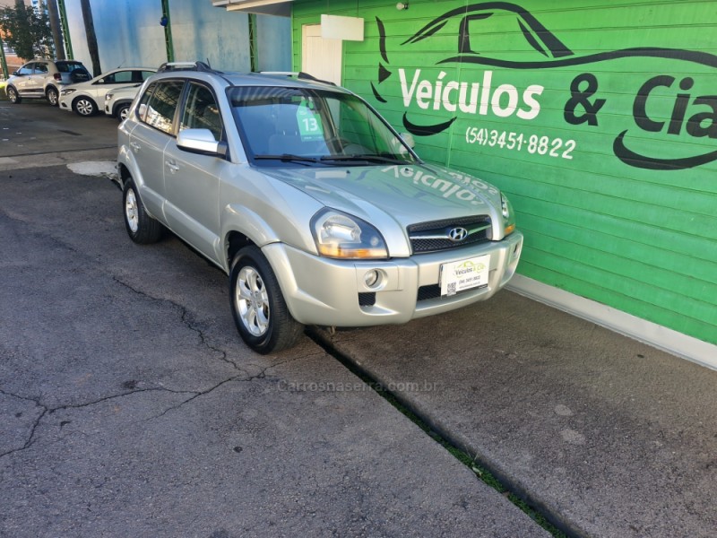 tucson 2.0 mpfi gls base 16v 143cv 2wd gasolina 4p automatico 2013 bento goncalves