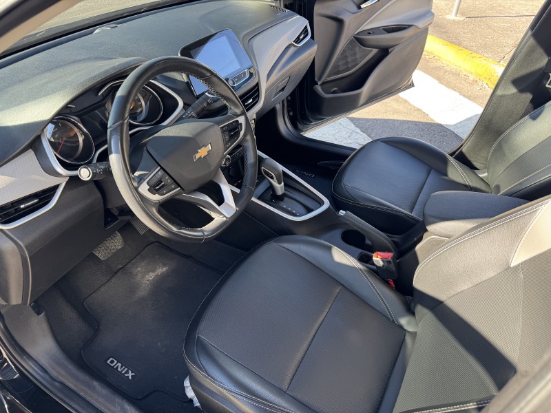ONIX 1.0	PREMIER PLUS 12V TURBO FLEX 4P AUTOMÁTICO - 2020 - CAXIAS DO SUL
