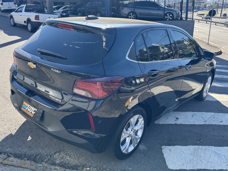 ONIX 1.0	PREMIER PLUS 12V TURBO FLEX 4P AUTOMÁTICO - 2020 - CAXIAS DO SUL