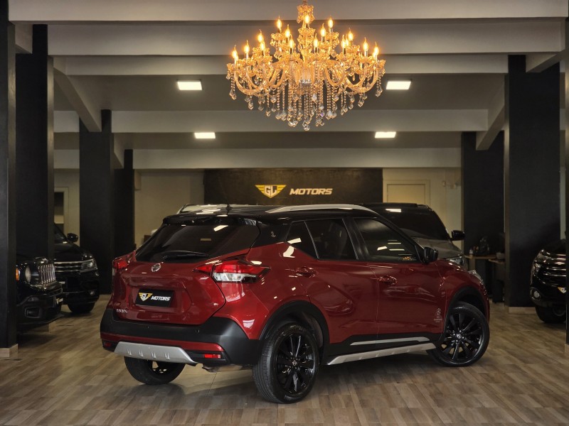 KICKS 1.6 16V FLEX AT UEFA CHAMPIONS LEAGUE 4P AUTOMÁTICO - 2019 - CAXIAS DO SUL