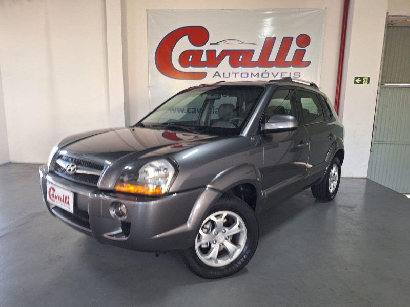 tucson 2.0 mpfi gls base 16v 143cv 2wd flex 4p automatico 2017 caxias do sul