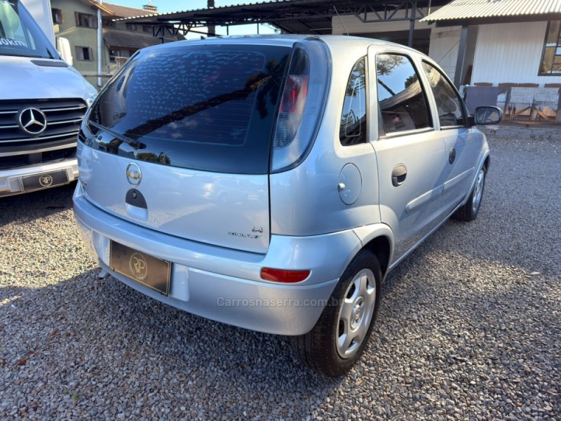 CORSA 1.4 MPFI MAXX 8V FLEX 4P MANUAL - 2011 - CANELA