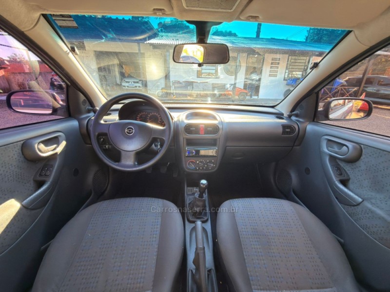 CORSA 1.4 MPFI MAXX 8V FLEX 4P MANUAL - 2011 - CANELA