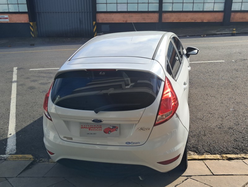 FIESTA 1.5 SE HATCH 16V FLEX 4P MANUAL - 2014 - FLORES DA CUNHA