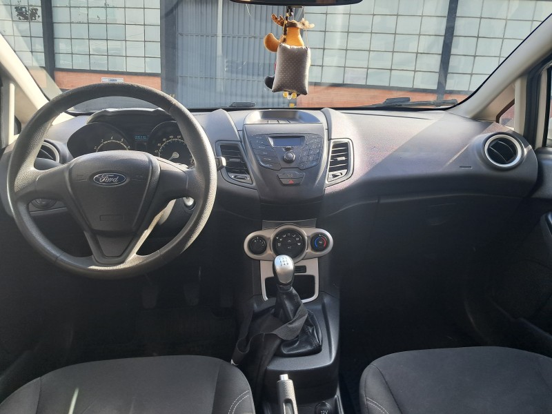 FIESTA 1.5 SE HATCH 16V FLEX 4P MANUAL - 2014 - FLORES DA CUNHA