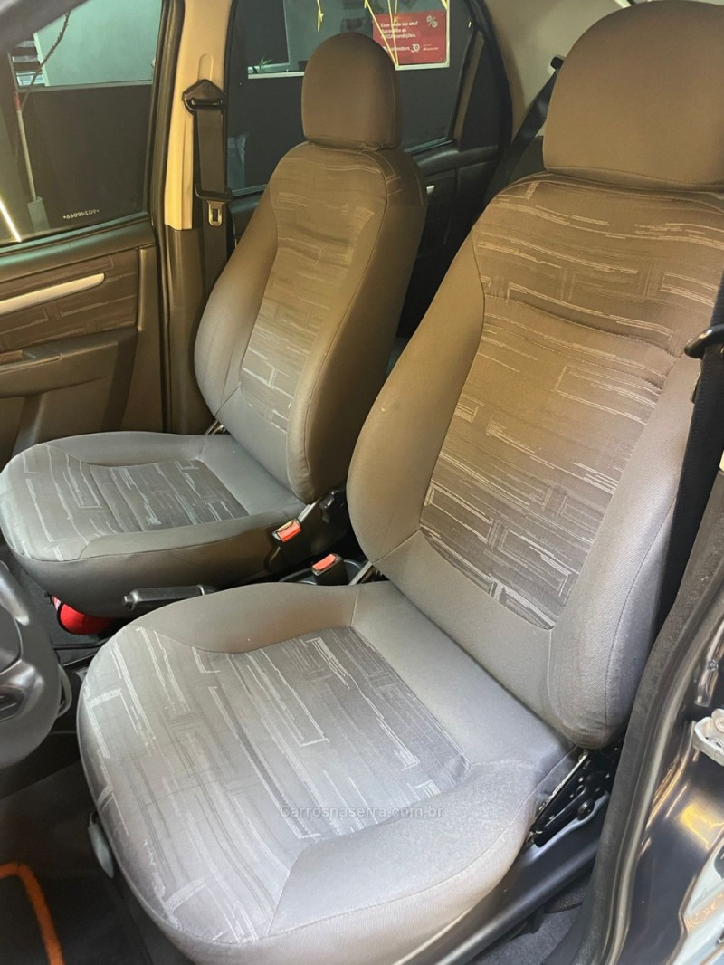 PRISMA 1.4 MPFI MAXX 8V FLEX 4P MANUAL - 2009 - NOVO HAMBURGO