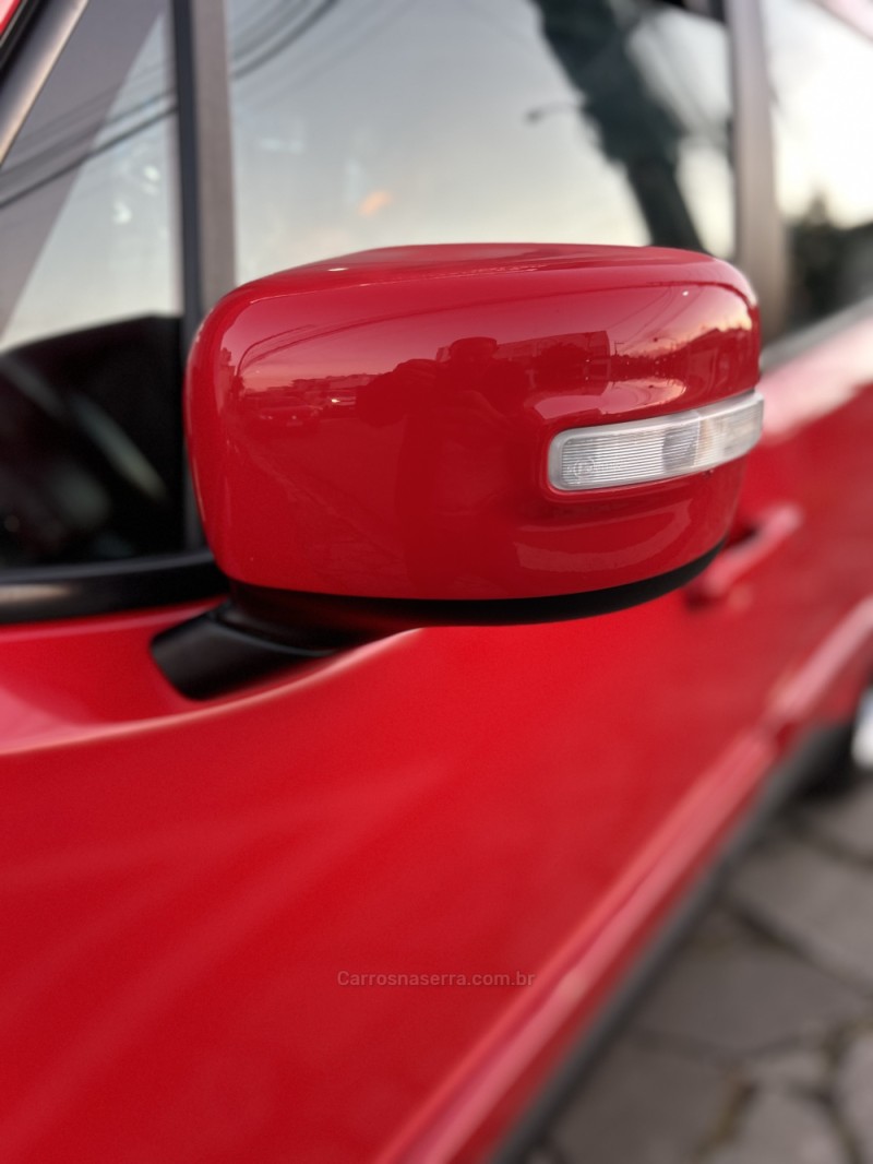 RENEGADE 1.8 16V FLEX LONGITUDE 4P AUTOMÁTICO - 2016 - CAXIAS DO SUL