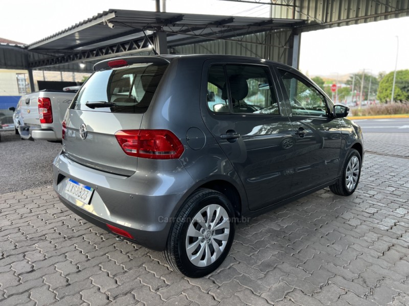 FOX 1.6 MSI TRENDLINE 8V FLEX 4P MANUAL - 2017 - BOM PRINCíPIO