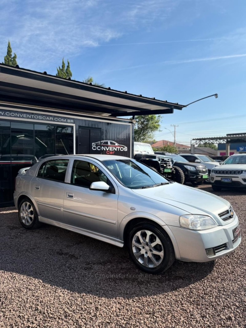 ASTRA 2.0 MPFI ADVANTAGE 8V FLEX 4P MANUAL - 2011 - LAJEADO