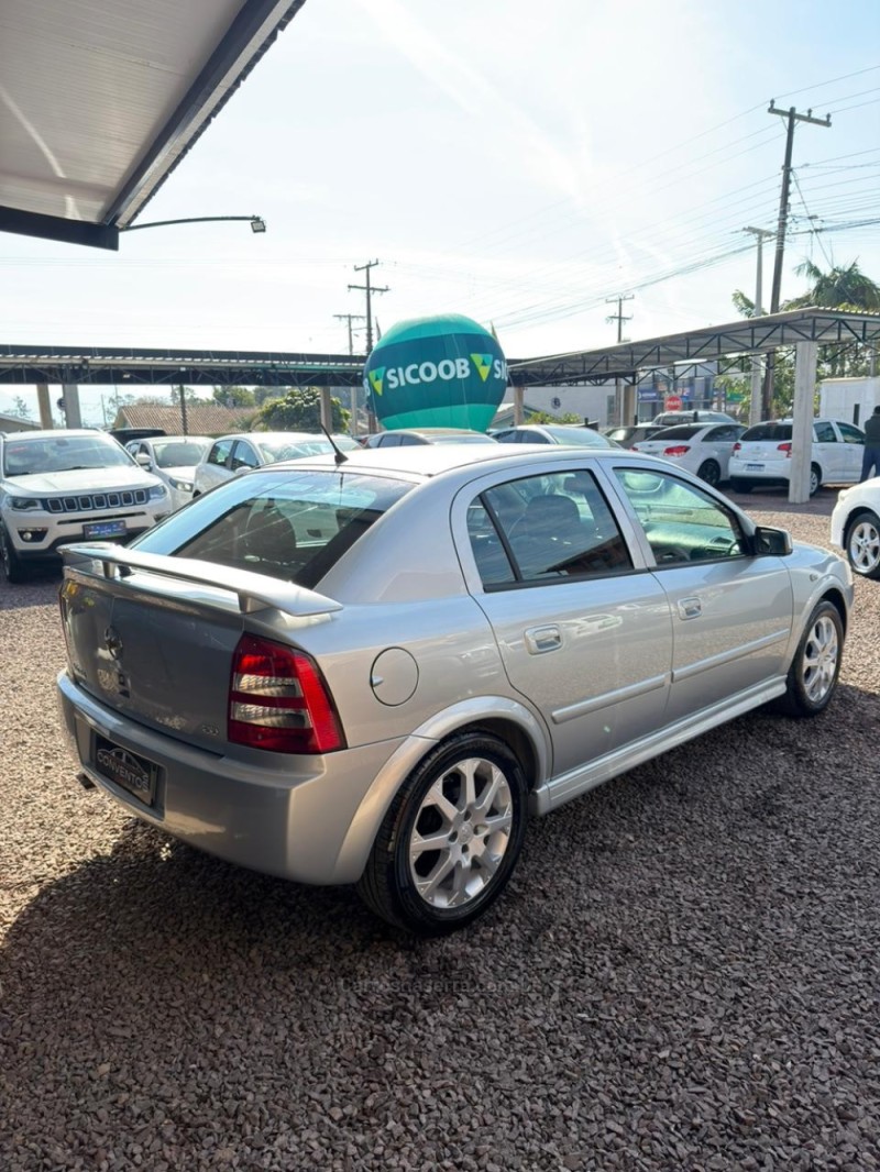 ASTRA 2.0 MPFI ADVANTAGE 8V FLEX 4P MANUAL - 2011 - LAJEADO