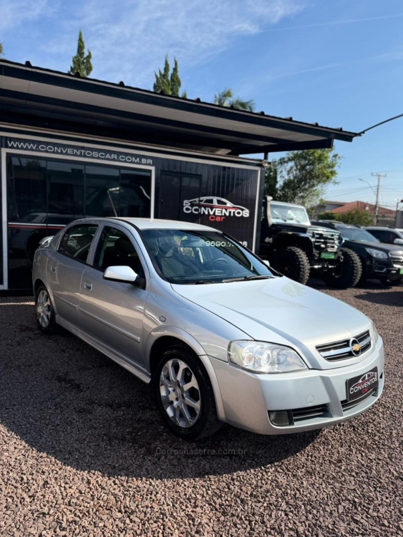 ASTRA 2.0 MPFI ADVANTAGE 8V FLEX 4P MANUAL - 2011 - LAJEADO