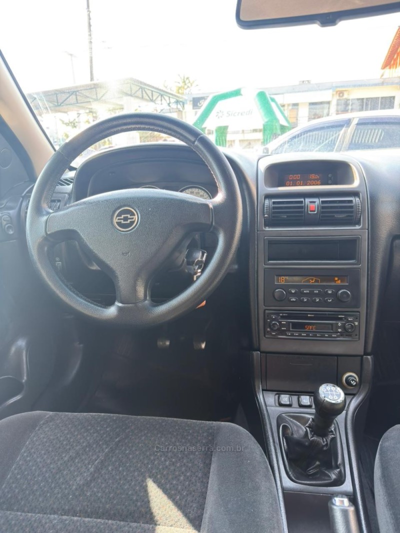 ASTRA 2.0 MPFI ADVANTAGE 8V FLEX 4P MANUAL - 2011 - LAJEADO