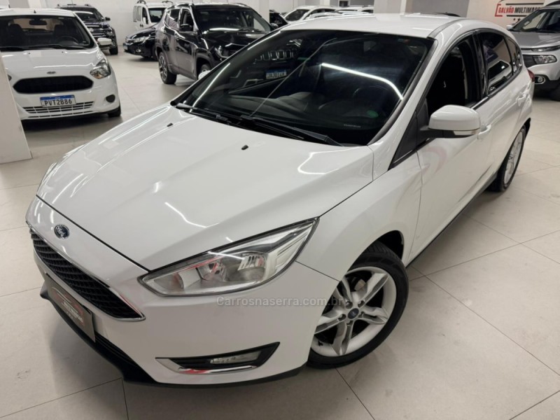 FOCUS 1.6 SE 16V FLEX 4P MANUAL - 2017 - CAXIAS DO SUL